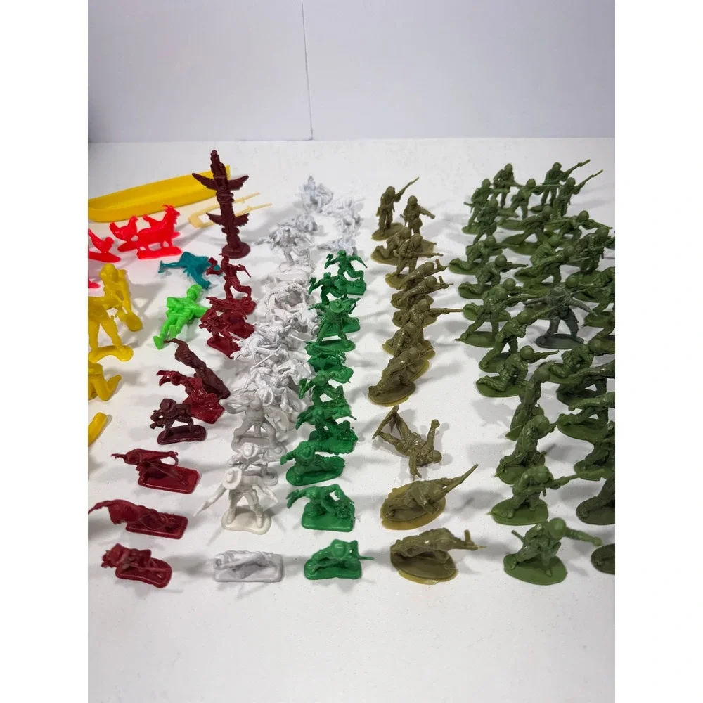 Vintage‎ Plastic Toy Soldiers Cowboys Indians Figures 170 Lot Green Army Mixed